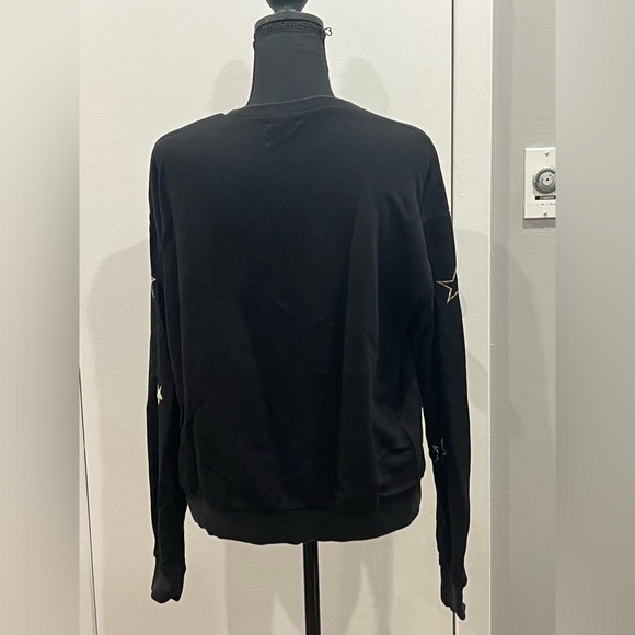 Black sweater with gold stars - Picture 2 of 6